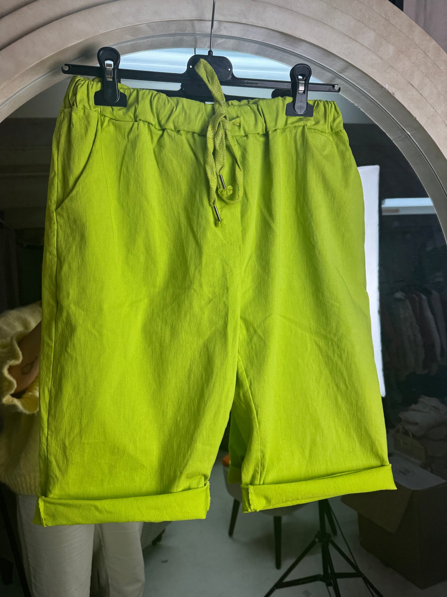 Magic shorts