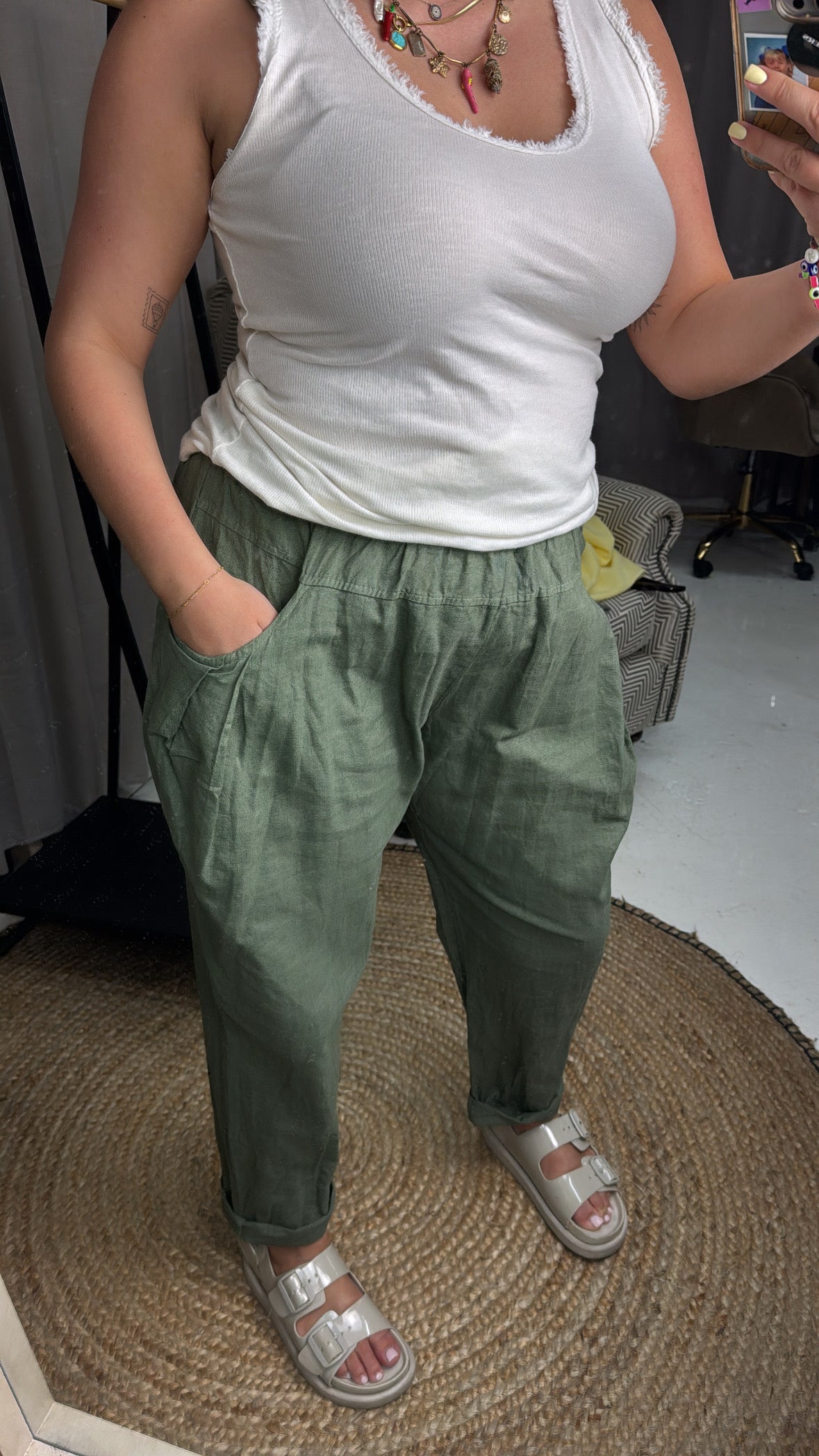 SUZZIE BARREL LEG LINEN TROUSERS