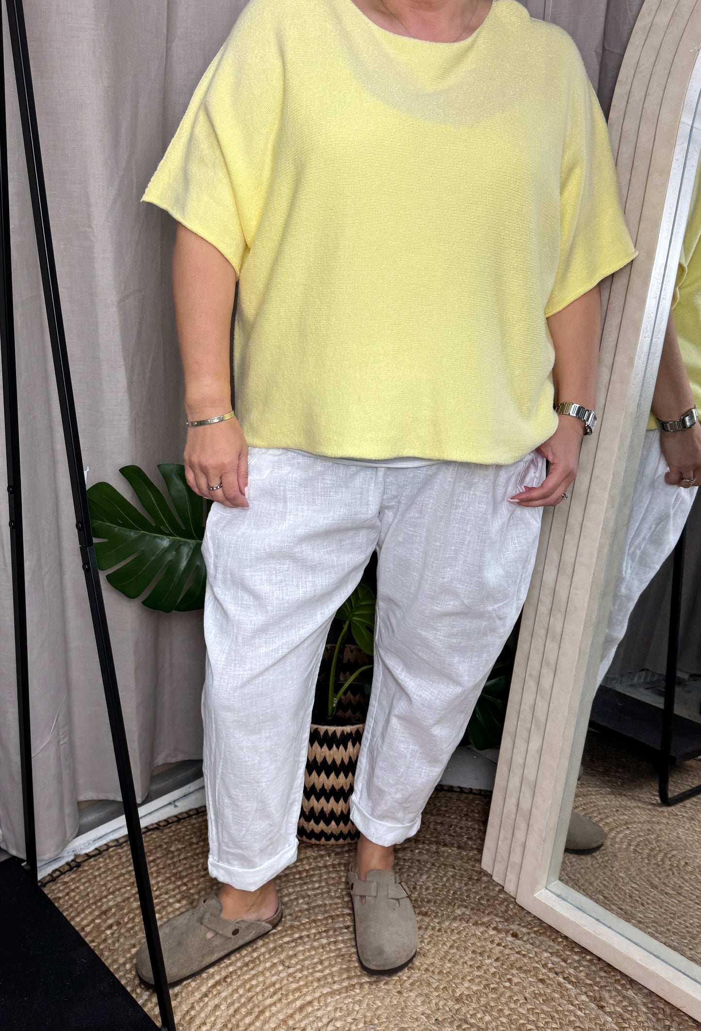 SUZZIE BARREL LEG LINEN TROUSERS