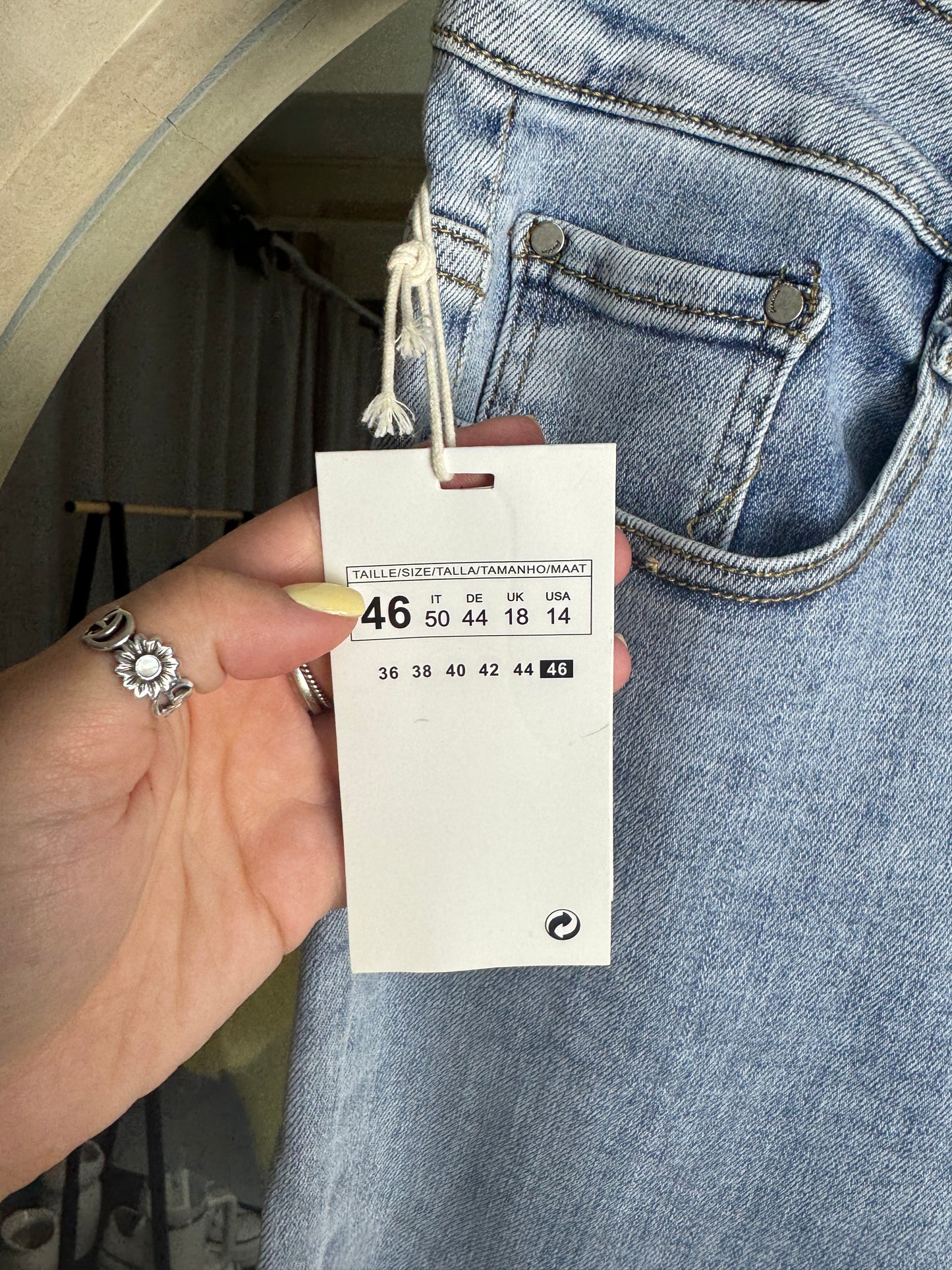 Light wash Marie jeans