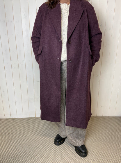CARLA LONGLINE COAT BERRY