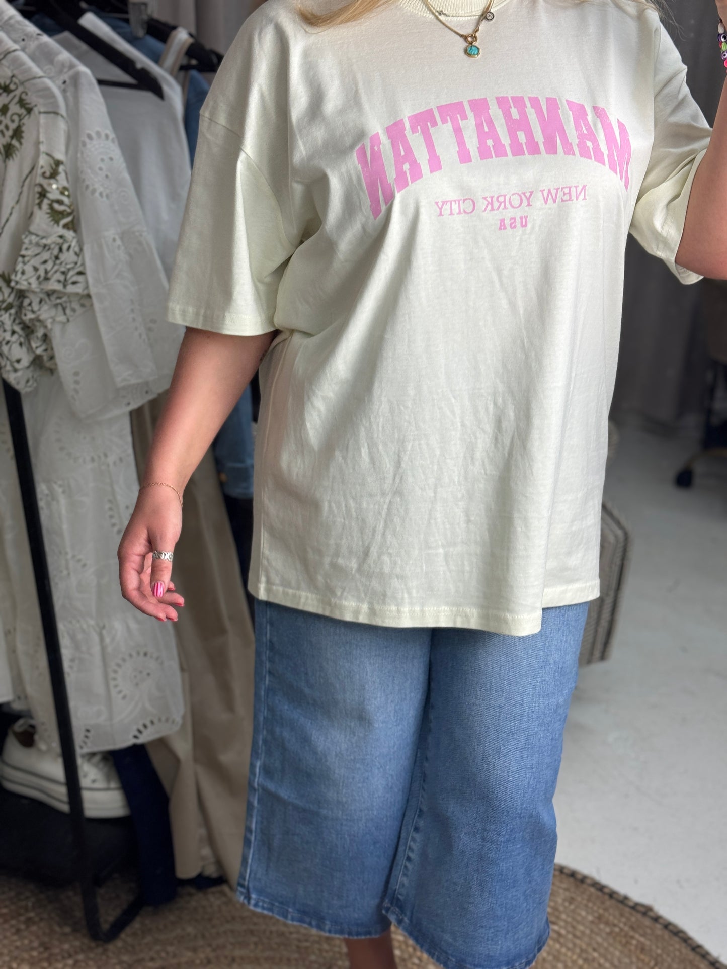 CASSIE PINK GRAPHIC T-SHIRT