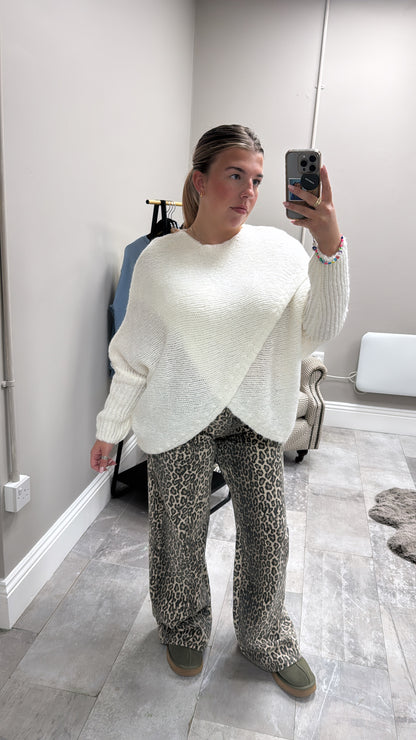 THICK KNITTED JUMPER