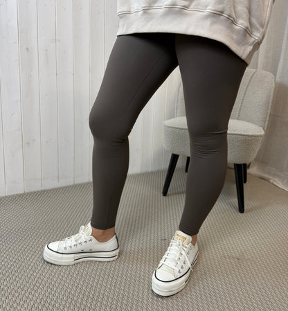 MANDY                           LEGGINGS