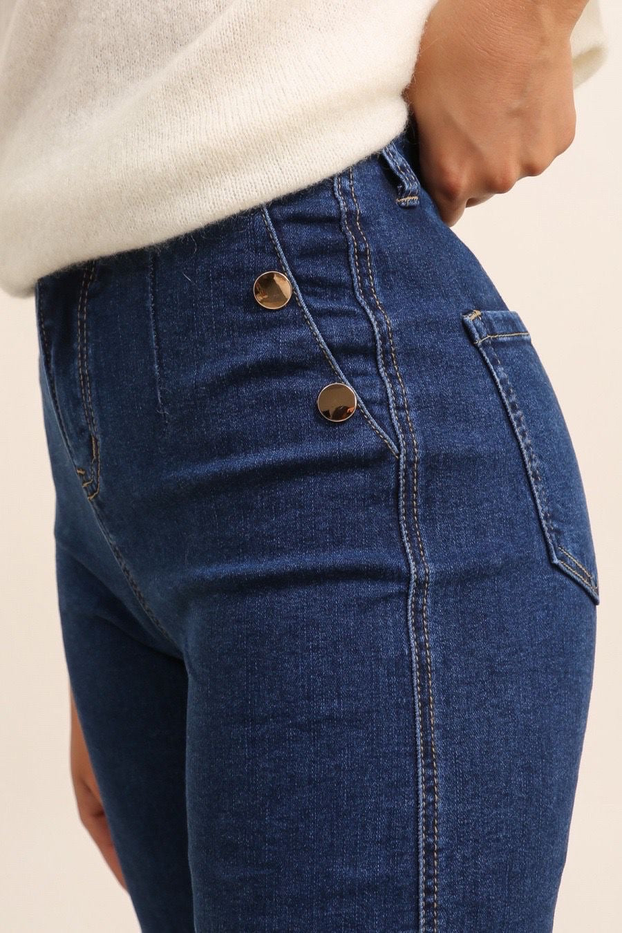 Gold button mom fit Jean